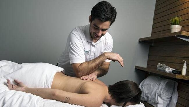 masaža za bolove u lopaticama