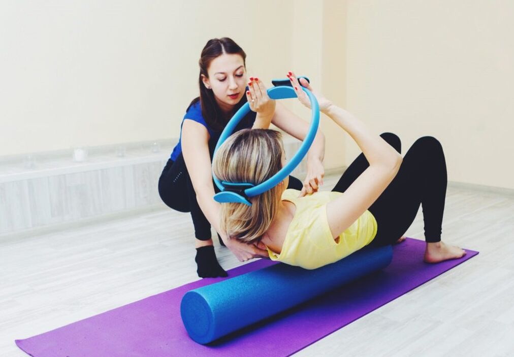 Pilates za osteohondrozu vratne kralježnice najbolja je metoda liječenja na putu do brzog oporavka